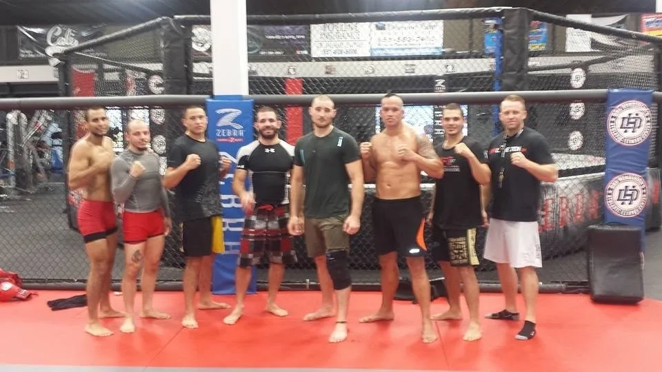 Trainingsmoment 4 bij Fit Met Bas: pads, bokszak en techniek